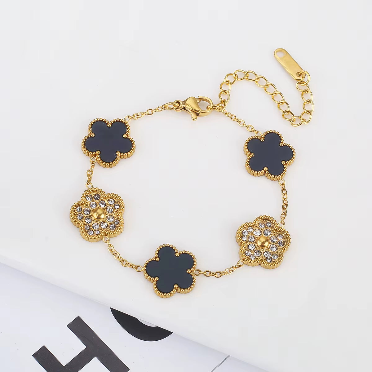 Silver Color New Design Plant Five Leaf Flower Bracelet Single Sided Plum Blossom Stainless Steel Jewelry Women'S Clover