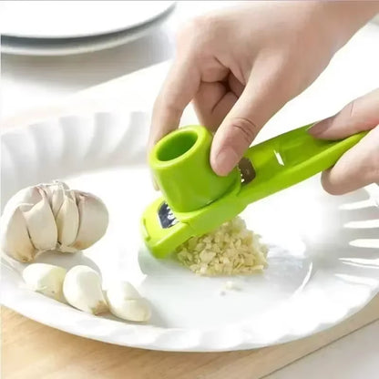 Hot 1 Pack Mini Garlic Grinder Creative Garlic Press Kitchen Garlic Mash Manual Mashing Green Kitchen Gadgets Accessories